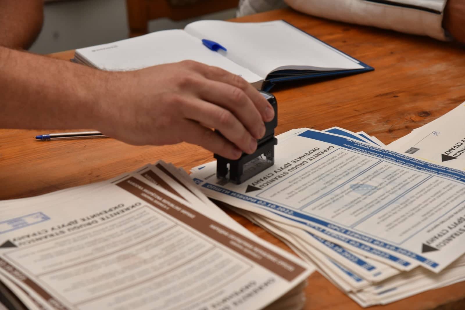 CIK BiH USVOJIO PLAN Ove godine nabavka skenera i uređaja za biometriju