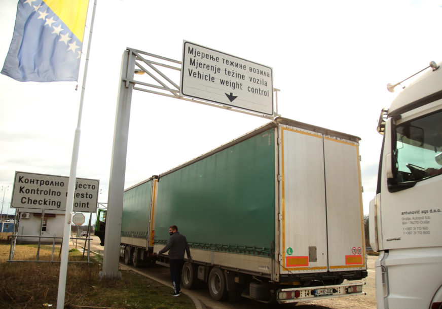 Prevoznici u BiH za 1. septembra najavljuju protest i potpunu obustavu saobraćaja