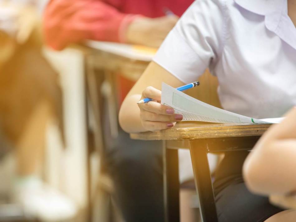 Srednje škole u Srpskoj upisale 9.119 đaka: Najpopularnija zanimanja ekonomista, gimnazijalac i mašinac