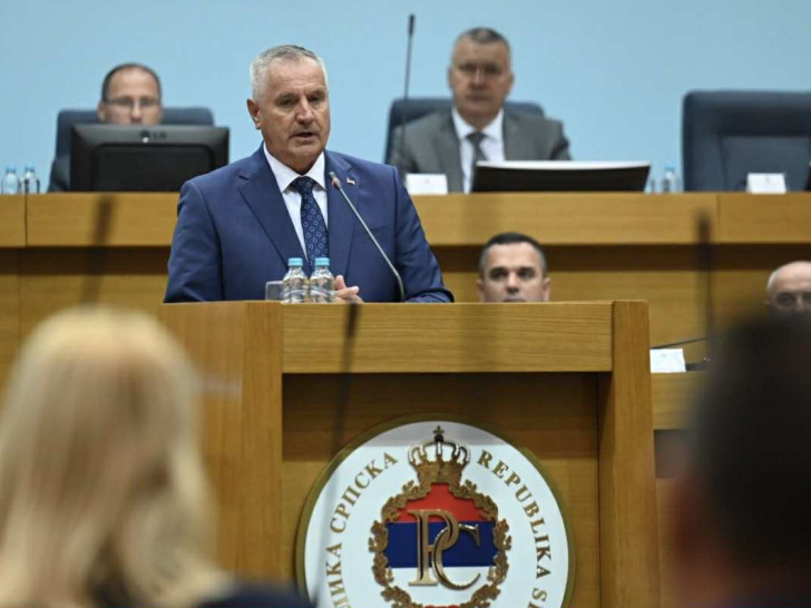 Usvojena ostavka Radovana Viškovića