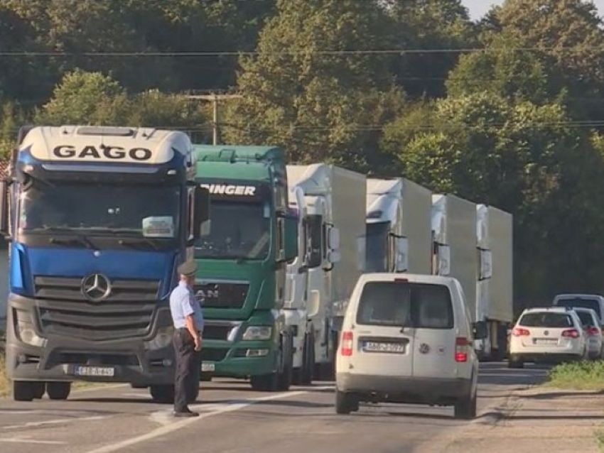 Protest prevoznika nanijeće privredi milionske gubitke