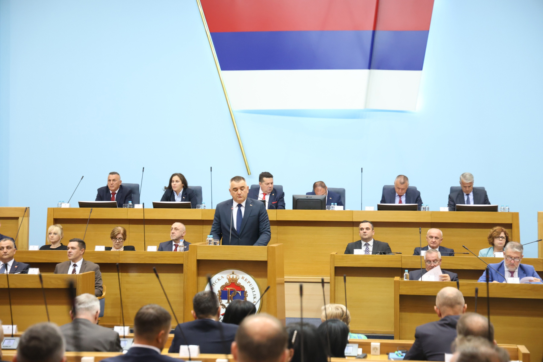 Minić: Pozivamo na dijalog i rješavanje krize