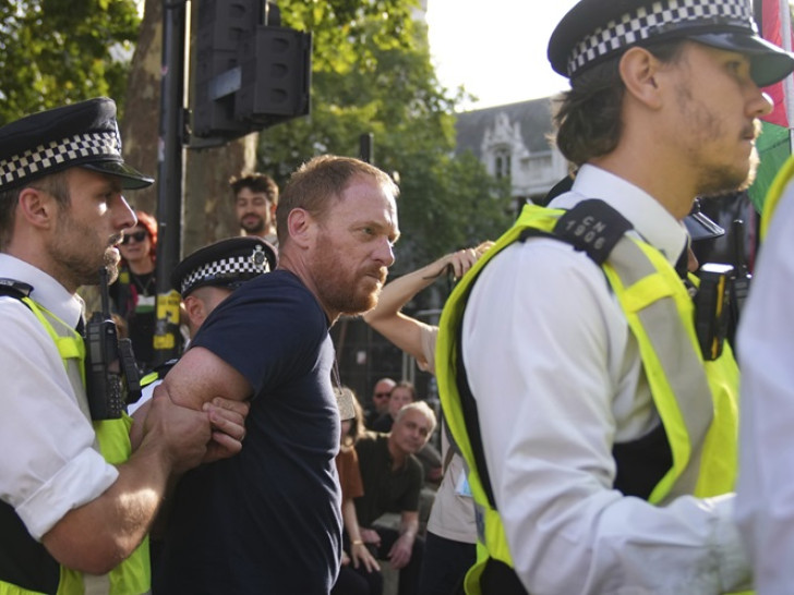 Preko 850 ljudi uhapšeno na jučerašnjem protestu u Londonu