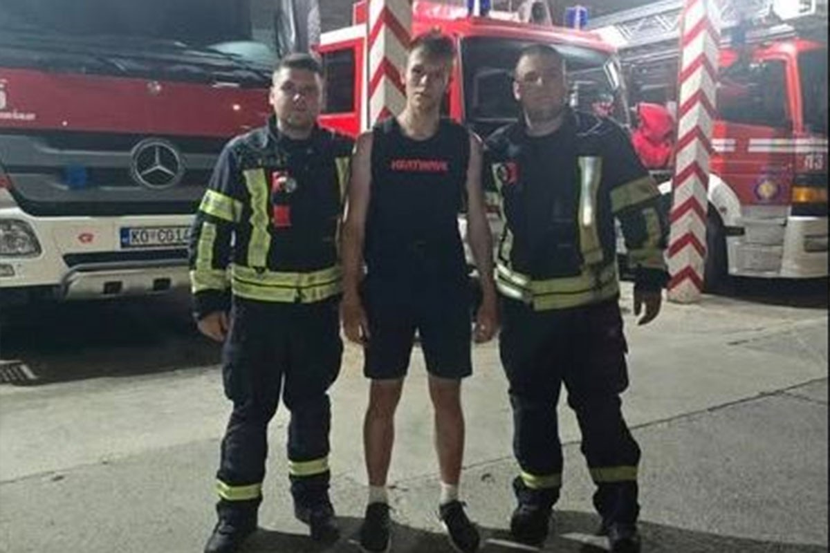 Mislili da je šala: Vatrogasci u Crnoj Gori spasili mladića koji se izgubio 20 metara od magistrale