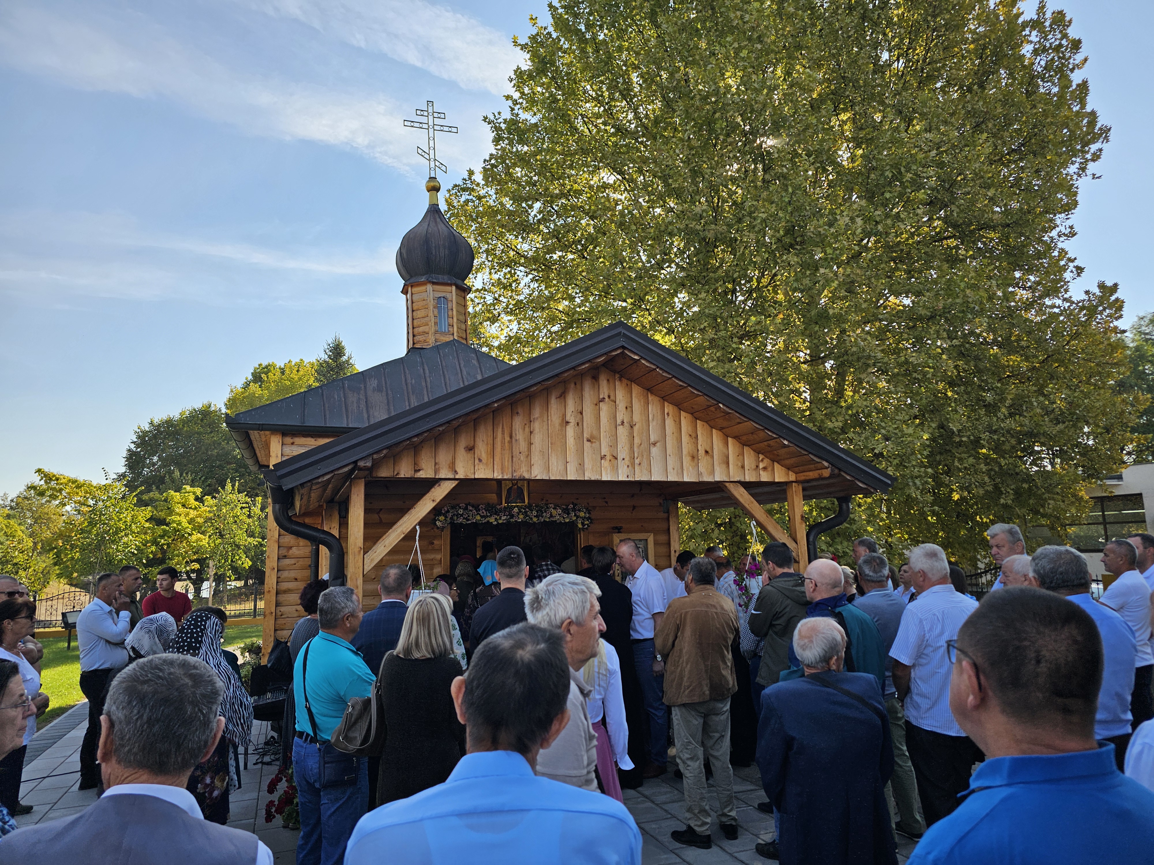 Duhovni praznik u Ugljeviku: Manastir Svetog Aleksandra Nevskog proslavlja slavu uz prisustvo mitropolita Fotija