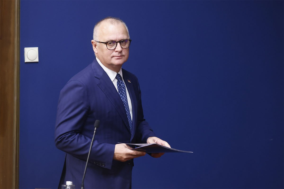 Podignuta optužnica protiv Gorana Vesića i još 12 osoba