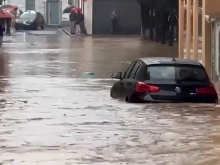 Italija: Poplave, klizišta i "oluja munja" (VIDEO)