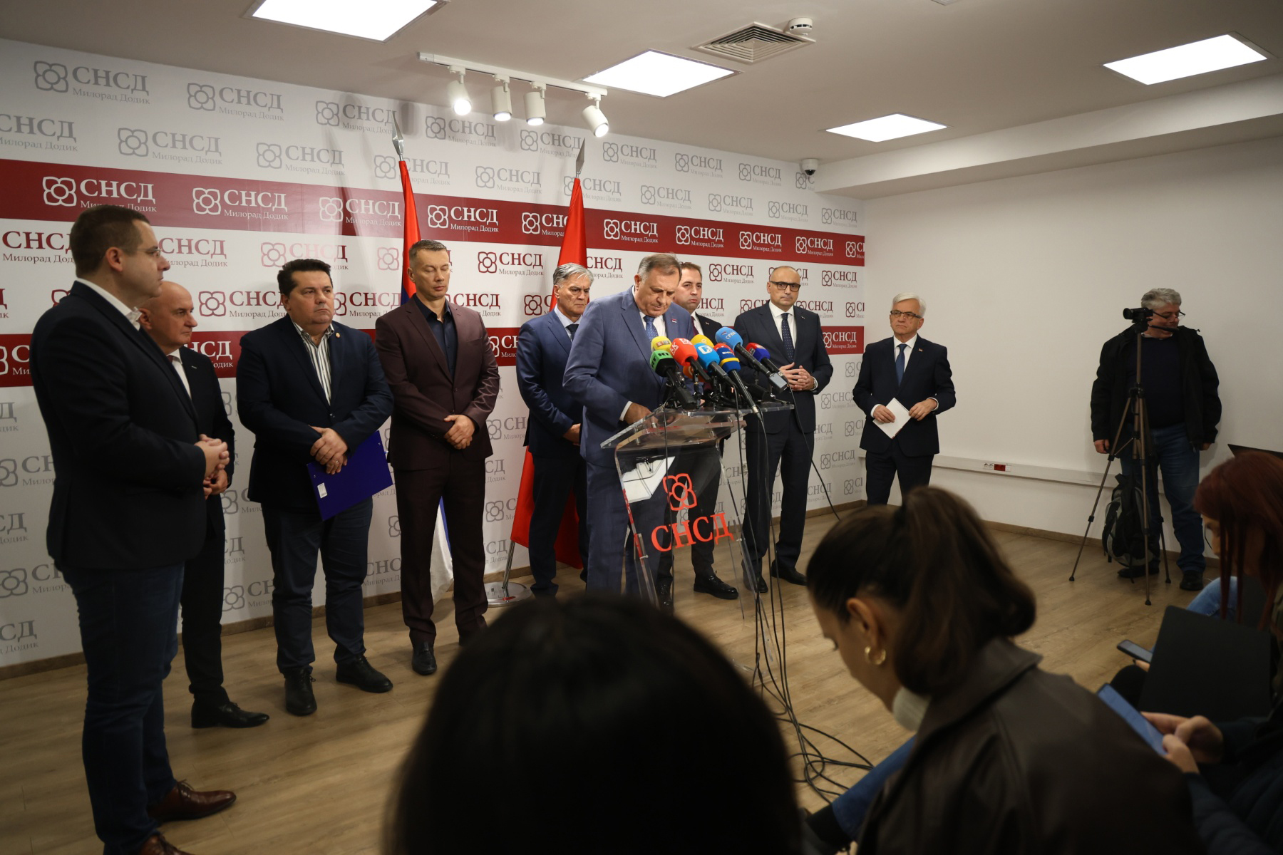 Dodik: Referendum vjerovatno 9. januara; Stranke vladajuće koalicije podržaće Sinišu Karana za predsjednika