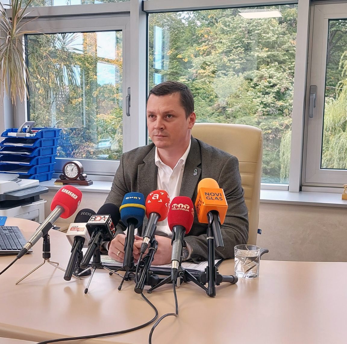 Đurđević: Grad duguje više od tri miliona KM, prijeti humanitarna katastrofa