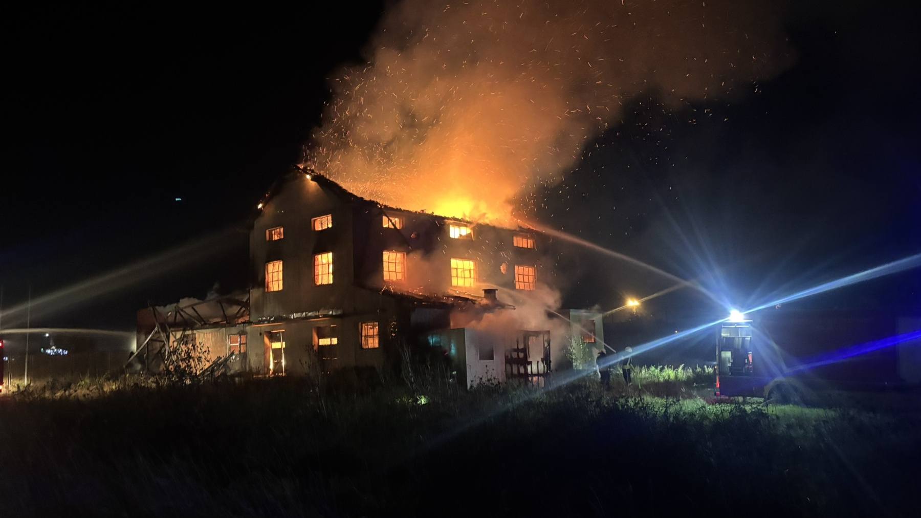 Bijeljina: Gorio "Mlin" u Janji (FOTO, VIDEO)