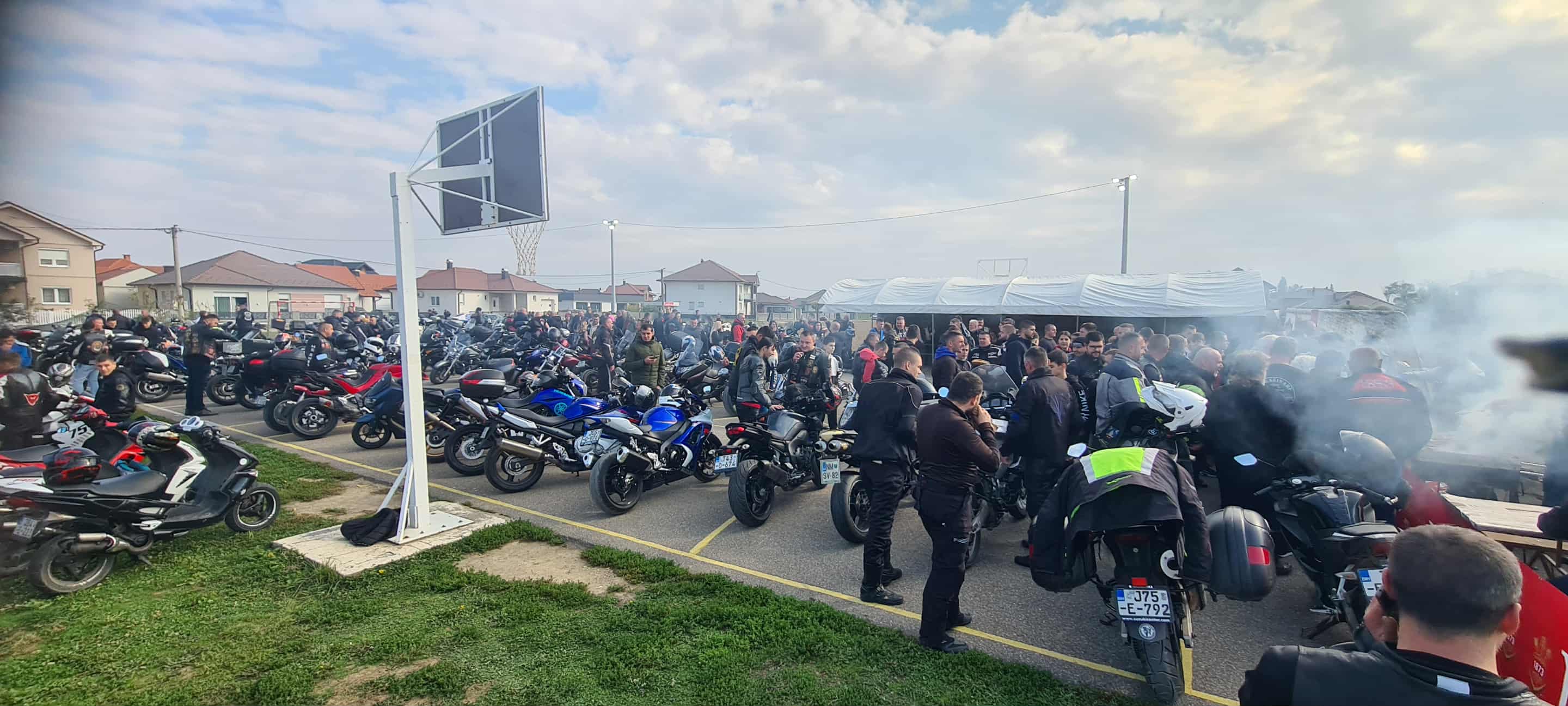 Semberski motoristi pokazali solidarnost: Organizovana humanitarna vožnja za sveštenika Bogdana Stjepanovića