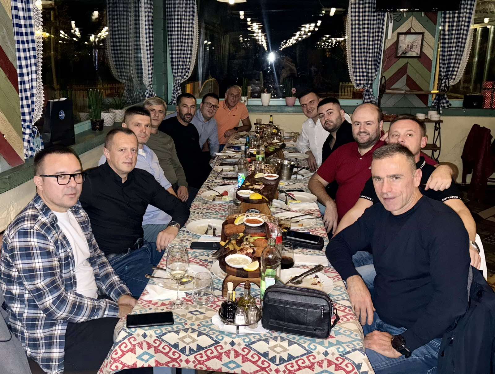 Restoran "Pet Jezera" ugostio najuspješnije igrače Teniske lige Bijeljine