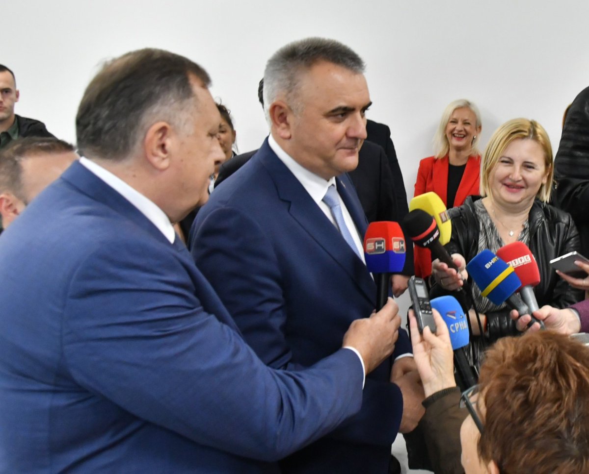 Minić: "Dodik se snalazi u svim ulogama, pa i novinarskim"