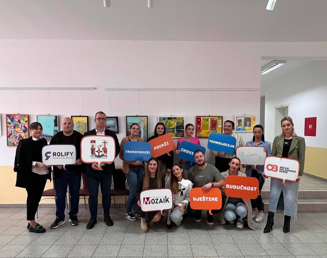 Potpisani ugovori za projekte Omladinske banke Lopare u 2025. godini