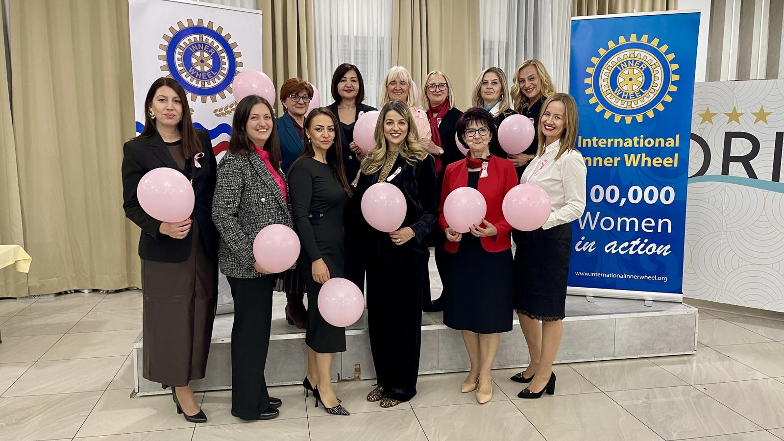 Članice Inner Wheel Club Bijeljina organizovale predavanje povodom Mjeseca borbe protiv karcinoma dojke (FOTO) Članice Inner Wheel Club Bijeljina organizovale predavanje povodom Mjeseca borbe protiv karcinoma dojke (FOTO)