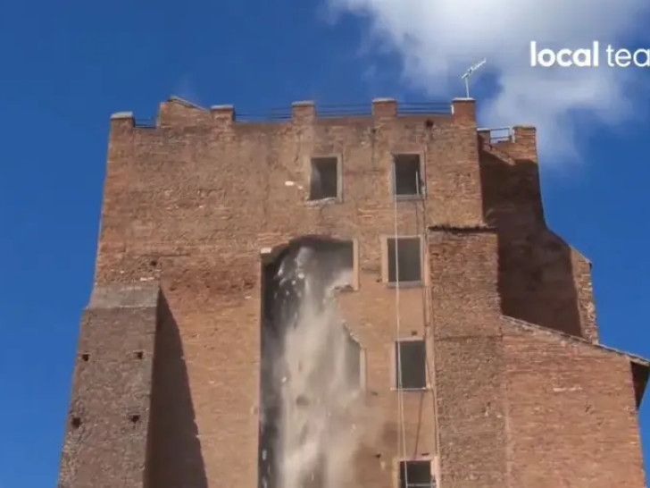 Italija: Preminuo radnik povrijeđen u obrušavanju tornja