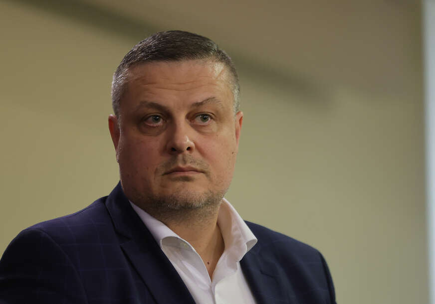 Po nalogu POSKOK: Vojinu Mijatoviću oduzet telefon zbog sumnje u namještanje javnog poziva