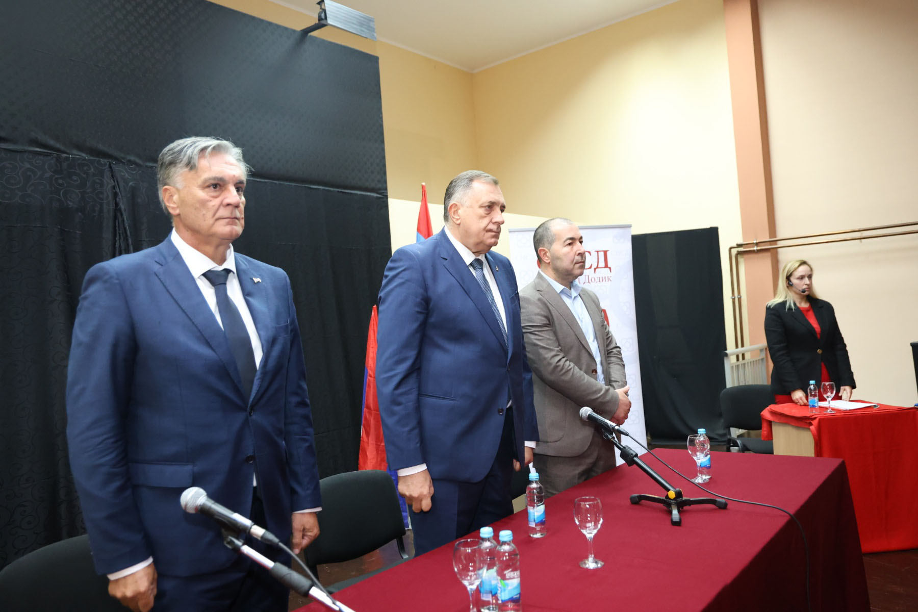 Dodik u Loparama: Glasom za Karana presuditi onima koji bi da eliminišu Srpsku