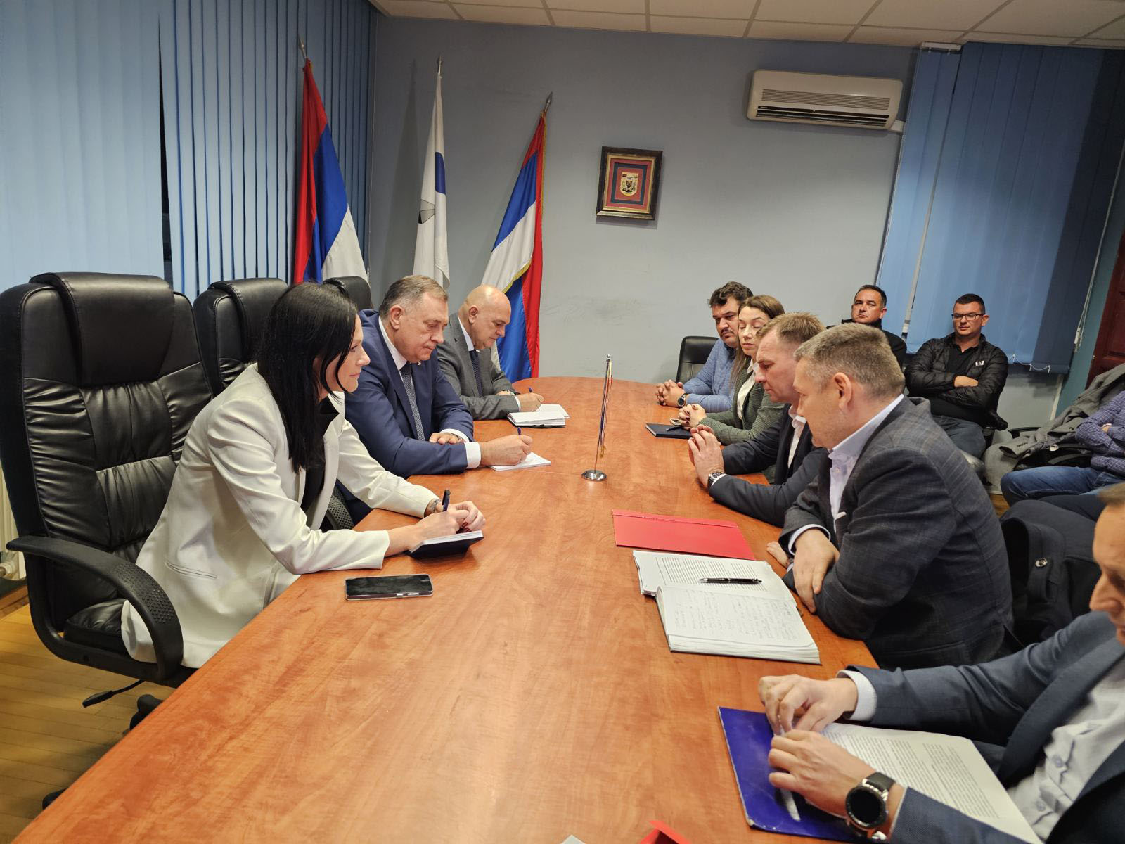 Dodik u Ugljeviku: "Mangupi će odgovarati za napravljeni nered" (FOTO)