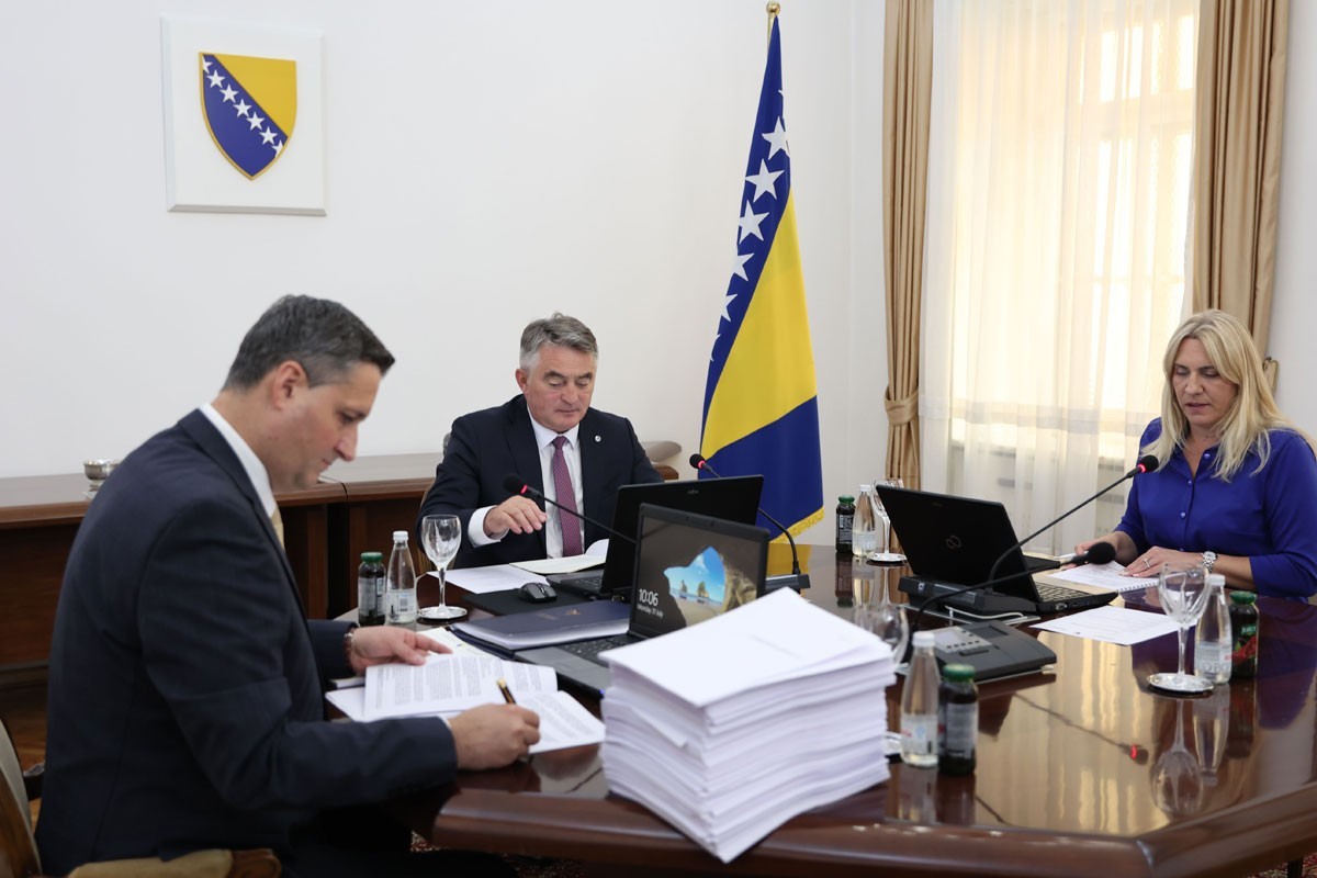 Predsjedništvo BiH danas o budžetu za 2025.