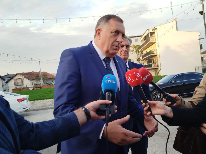 Dodik: OHR mora da nestane