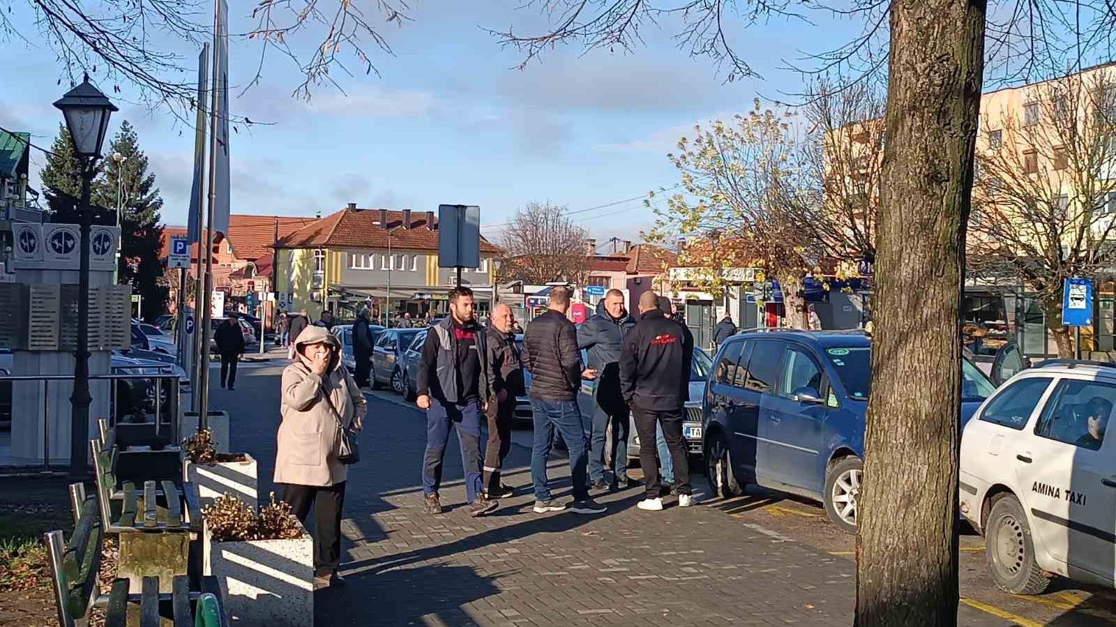 Jedan od pljačkaša u Kalesiji pronađen mrtav, izbacili ga iz auta