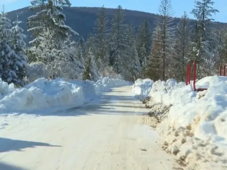 U Kneževu jedno biračko mjesto blokirano snijegom