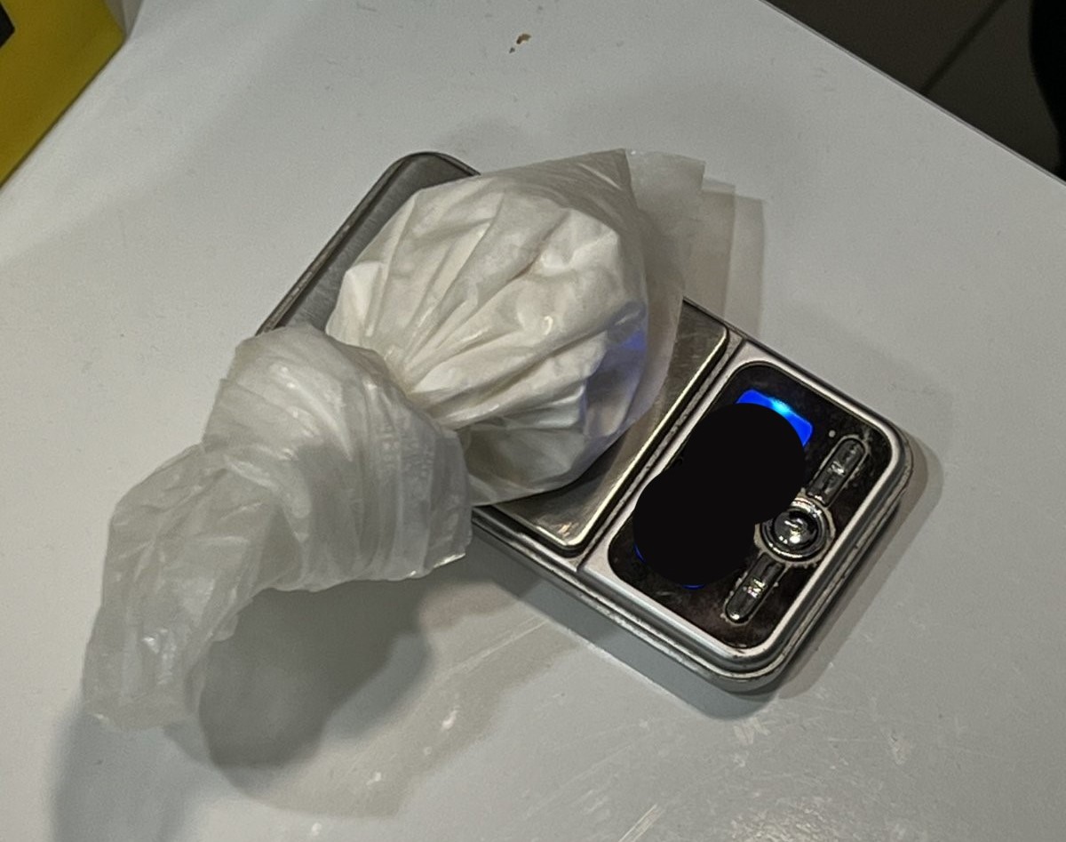 Uhapšen Bijeljinac zbog droge – pronađen kokain, ekstazi i oprema za pakovanje