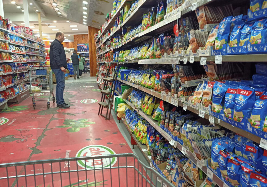 Građani BiH na mukama: Cijene svih proizvoda rastu, jeftinije samo odjeća i obuća