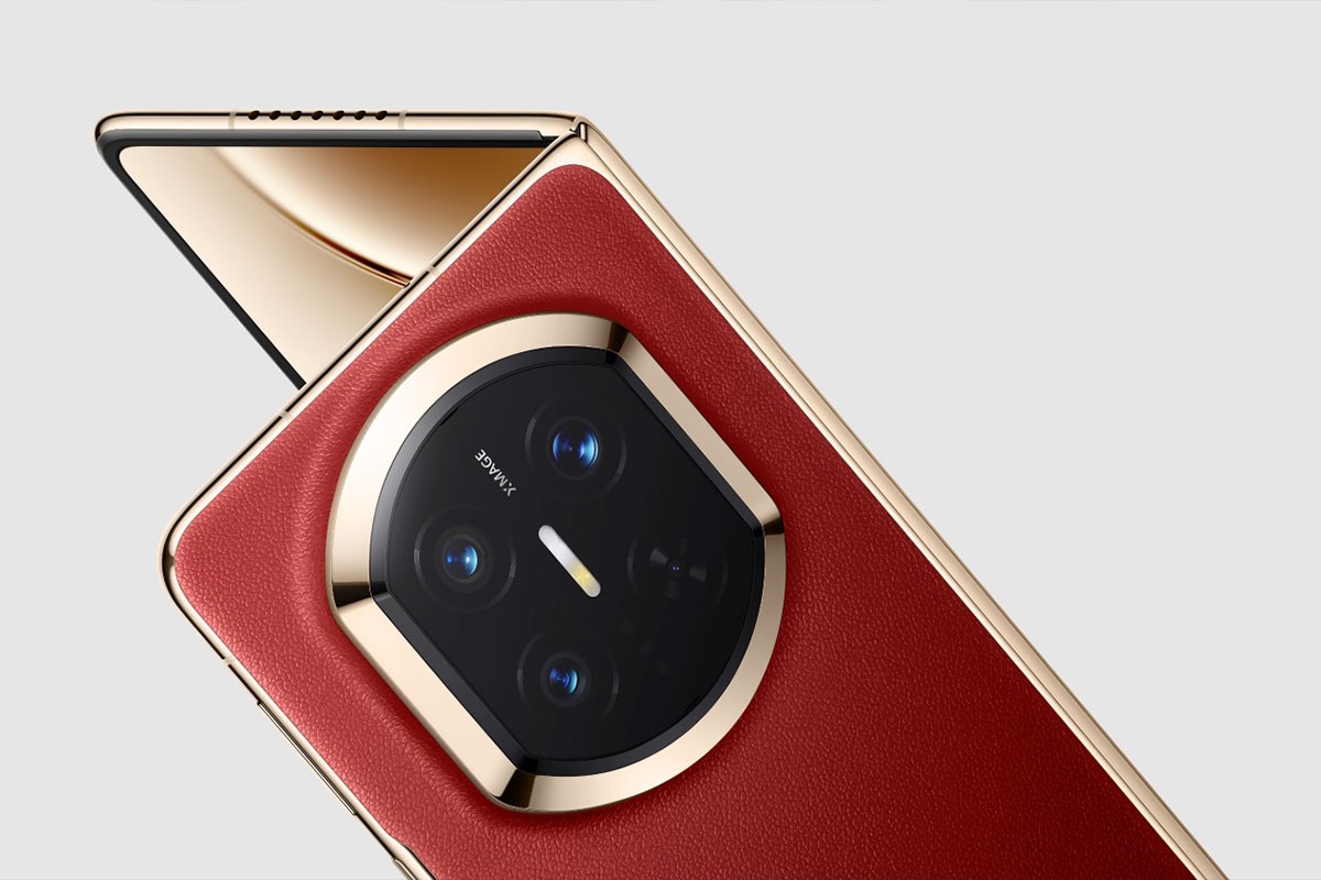 Huawei lansirao preklopni  Mate X7