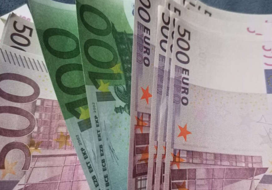 NJEMAČKA UVODI „DJEČIJU PENZIJU“ Država će djeci uplaćivati po 10 evra mjesečno do 18. godine