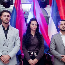 Više od 700 ljudi na velikom skupu u Bijeljini podržali Slavenka Ristića i kandidate Republičke stranke Srpske