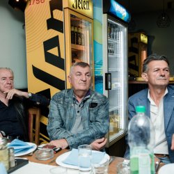 Predsjednik RSS Slavenko Ristić na druženju sa građanima Ugljevika: Sa RSS Ugljevik ima šansu – iskoristite je 4. oktobra!