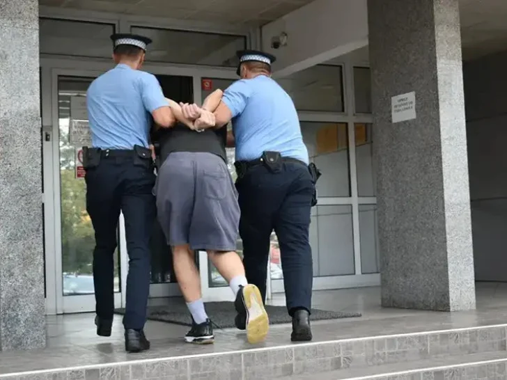 Zbog obljube dvije maloljetnice uhapšeno pet muškaraca u Gradišci