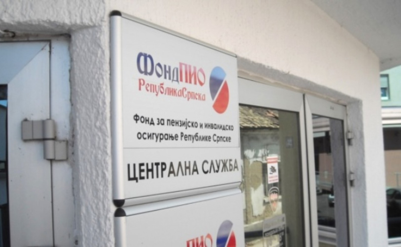 Fond PIO: Počela isplata penzija za septembar