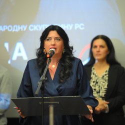 Završni skup RSS pred više stotina Prijedorčana, Slavenko Ristić poručio: Nismo došli da tražimo glas, nego budućnost za našu djecu!