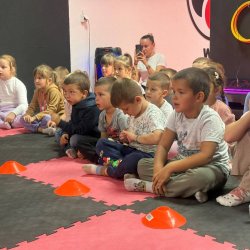 Dječija nedjelja u znaku sporta: Mališani iz vrtića „Kolibri“ upoznali svijet karatea