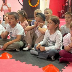Dječija nedjelja u znaku sporta: Mališani iz vrtića „Kolibri“ upoznali svijet karatea
