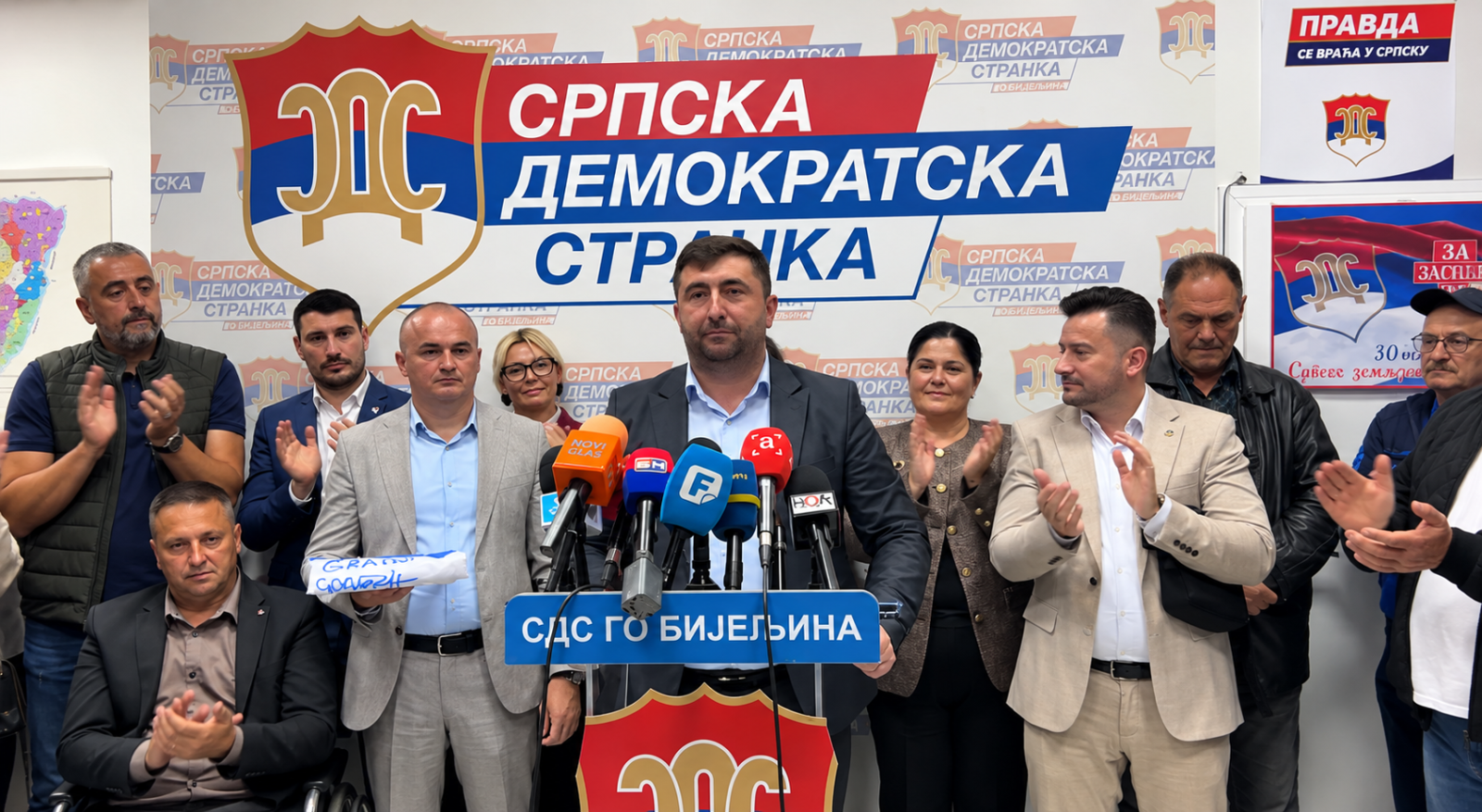 Petrović o predizbornim dešavanjima u SDS-u: Od sastanka sa Dodikom do izbornog kraha u Bijeljini