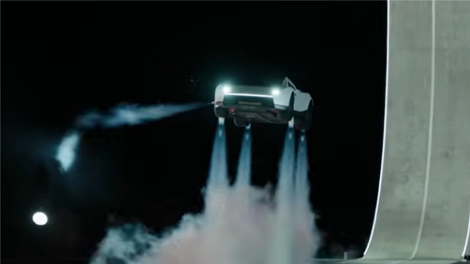 Kompanija Tesla predstavila automobil kakav još nije viđen