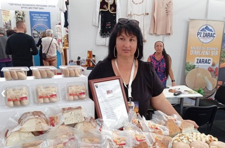 Od hobija napravila posao: Zdenka iz Lopara mjesečno proizvede do 200 kg sira