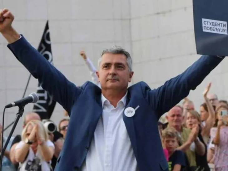 Ilija Srdanović nakon izborne pobjede: "Pravićemo bolju Srbiju na dobrobit naših građana i susjeda"