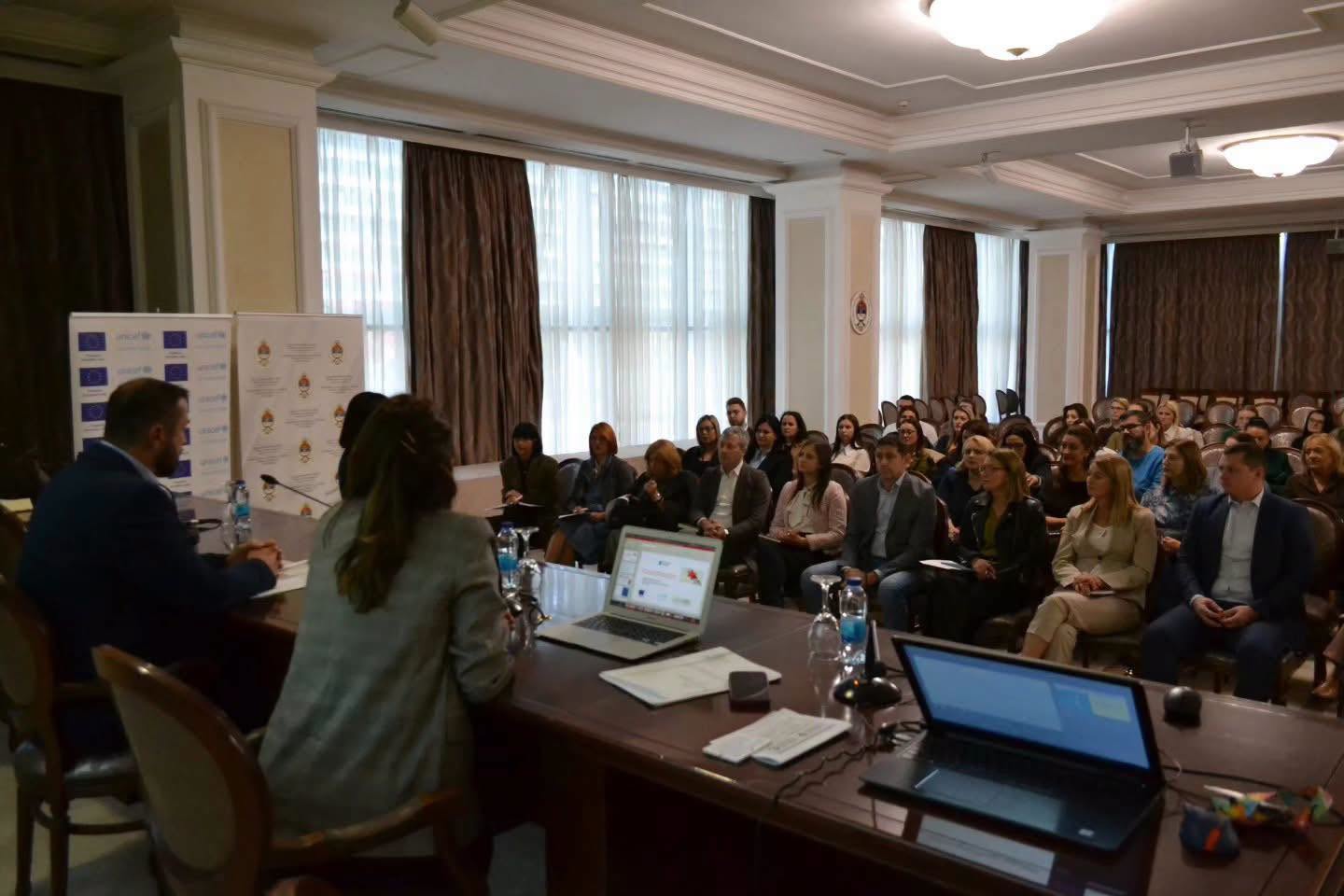 Unapređenje sistema socijalne zaštite: Predstavnici Bijeljine na okruglom stolu u Banjaluci