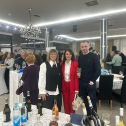 U Bijeljini održan šesti „Salon vina“: Svoje proizvode predstavilo 30 izlagača iz četiri zemlje