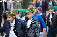 Vjenčići na glavi, zvončići oko vrata - mališani proslavili Vrbicu (FOTO)
