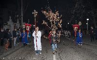 Badnje veče u Bijeljini: Nalaganjem badnjaka najavljen Božić (FOTO)