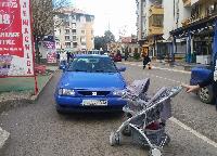 FOTO Nedostatak parkinga ne opravdava bahatost!