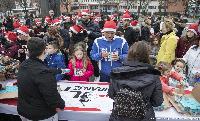 FOTO Humano i zabavno: Deda Mrazovi trčali Bijeljinom