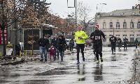 FOTO Humano i zabavno: Deda Mrazovi trčali Bijeljinom