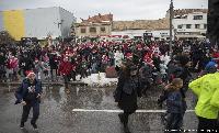 FOTO Humano i zabavno: Deda Mrazovi trčali Bijeljinom
